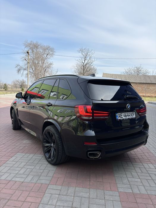 Продам СРОЧНО BMW X5 F15 3.0d