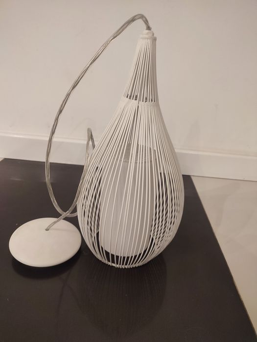Nowoczesna lampa sufitowa