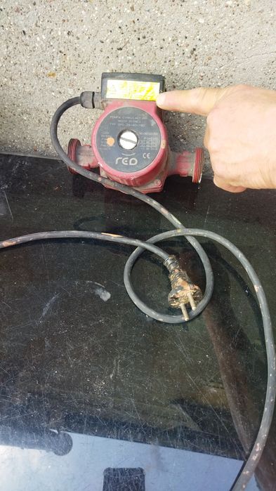 Sprzedam używana pompę cyrkulacyjna od wody