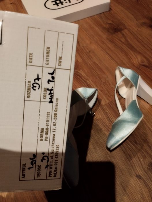 Buty skórzane ślubne 37