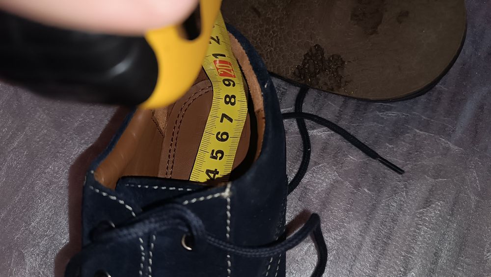 Продам дитячі туфлі