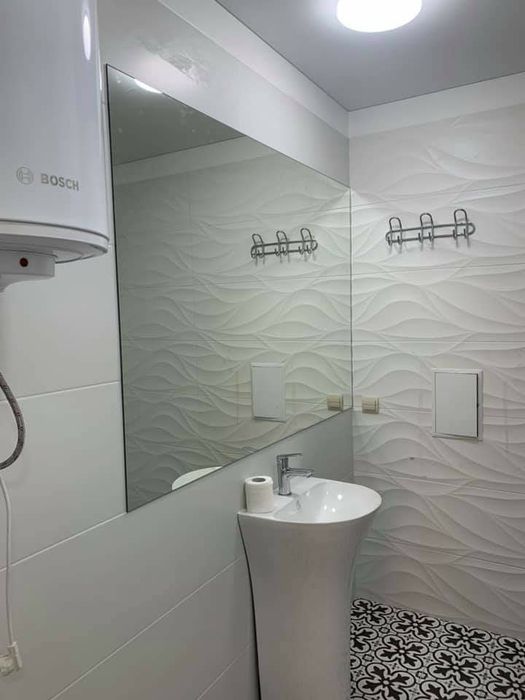 Світло завжди,1йповерх,люкс, 1кімнатна  госпіталь подобово й почасово