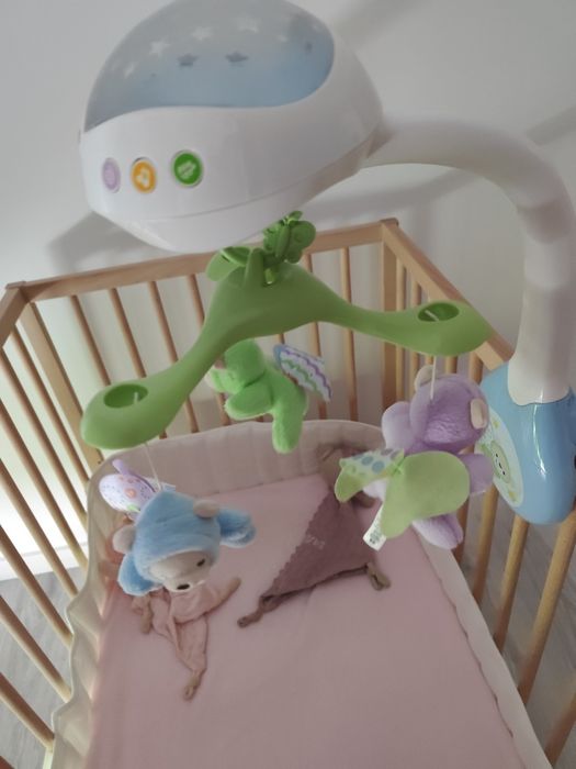 Mobile musical cama bebe