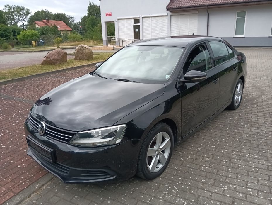 Volkswagen Jetta zadbana/klimatyzacja /navigacja/pdc
