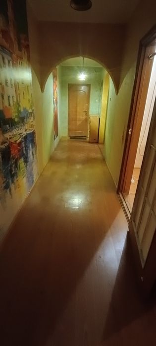 Шулявка, Караваевы дачи ,ул. Яблонской 6