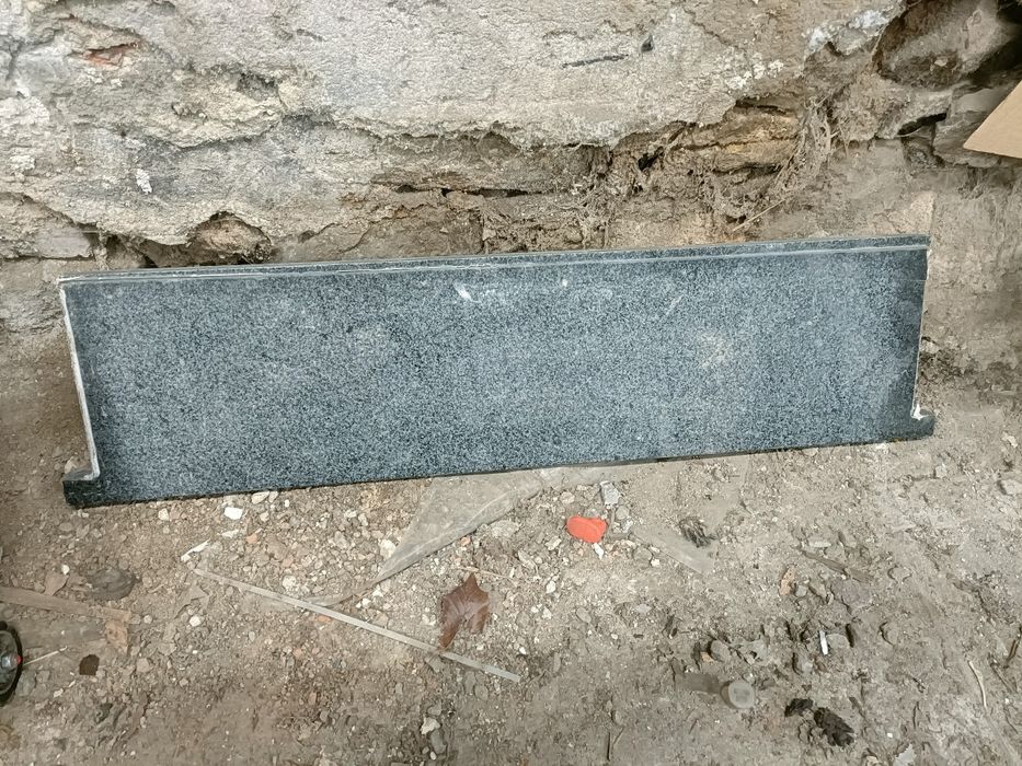 Parapet kamienny 2szt.