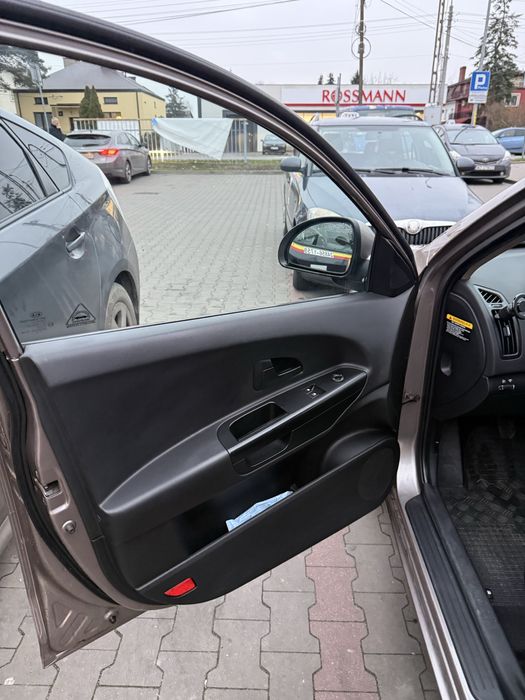 Kia ceed 1.6crdi 115km 2008