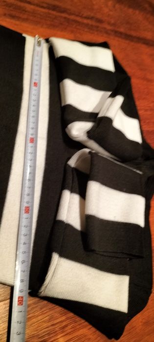 Sweterek sweter pulower półgolf czarno biały paski