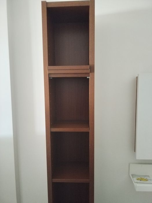 Estante em Madeira | Ideal para Livros, CDs, etc | Como Nova