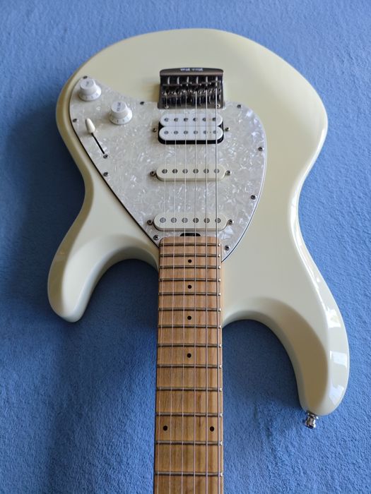 【セール⭐️】 MUSIC MAN silhouette Silhouette Special | Guitars | Ernie Ball Music Man