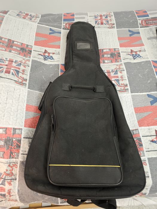 Guitarra  acoustica Aria