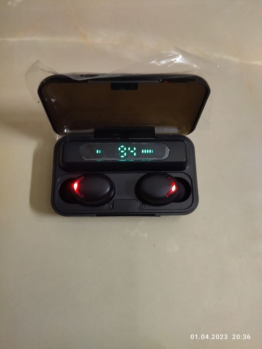 Power Bank+ Сенсорные беспроводные наушники MR-G28 TWS Bluetooth 5.3