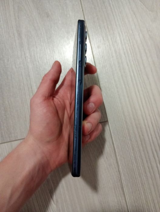 Telefon Motorola g200