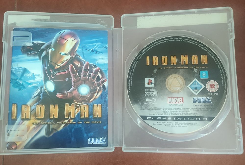 3 jogos PS3 Iron Man / Tom clancy's / Angry Birds star wars.