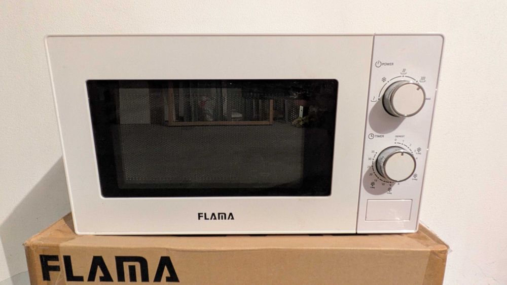 Microondas  Flama 1846FL