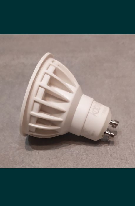 Żarówka Kobi LED 7W barwa ZIMNOBIAŁA GU10