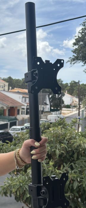 Vertical Dual-Monitor Stand64553057504514122