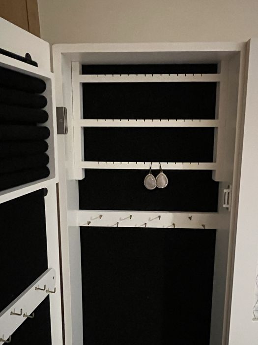 espelho com arrumação