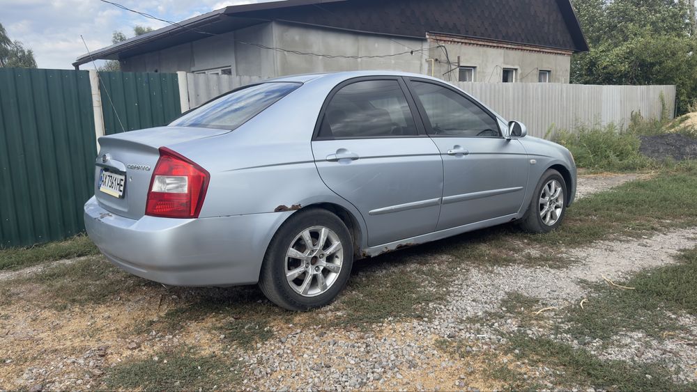 KIA CERATO 1,6 .2006