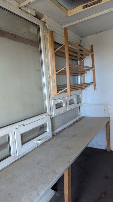 Прицеп магазинчик