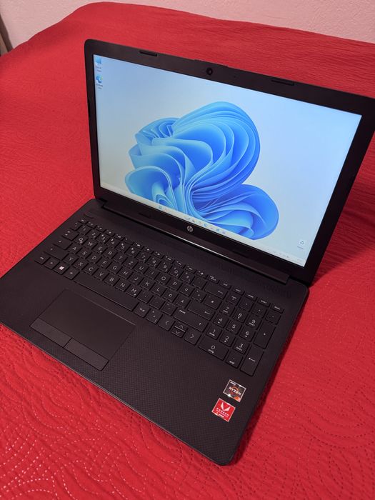 (29)HP/Ryzen 3 3200U/SSD M2-256GB/ RAM DDR4-8GB