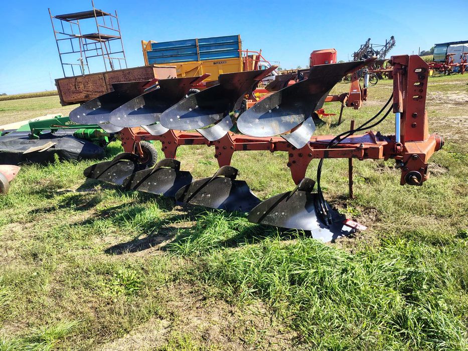 Pług GREGOIREW BESSON 4 skibowy  12 do 20 CALI LEKKI  RB 3+1 KUHN