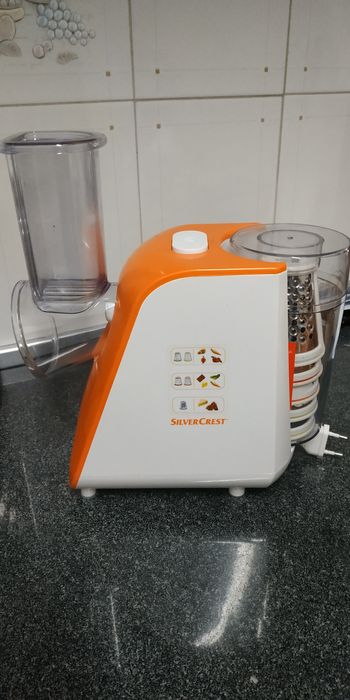 Máquina de ralar legumes