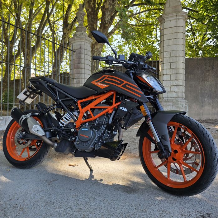 Ktm duke 125  - bluetooth