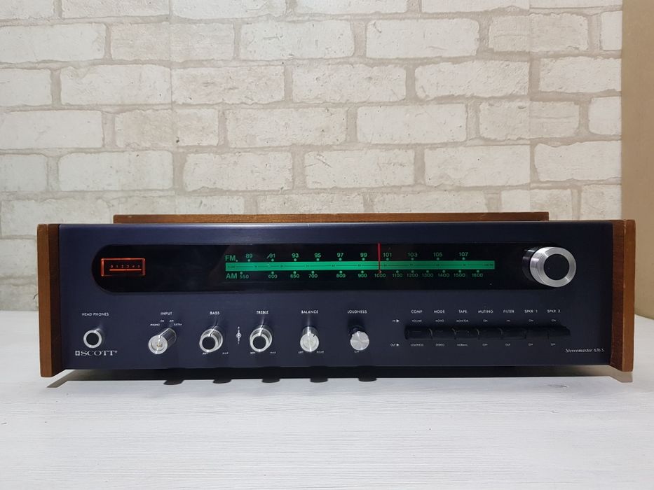 FM/AM Стерео ресивер/підсилювач  Scott 636S, 2x75 Втб/у з  Німеччини