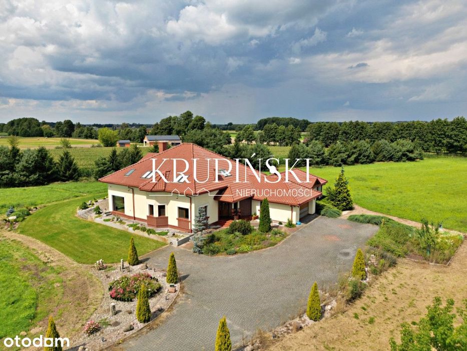 Wyjątkowa posiadłość z dużą działką blisko Torunia