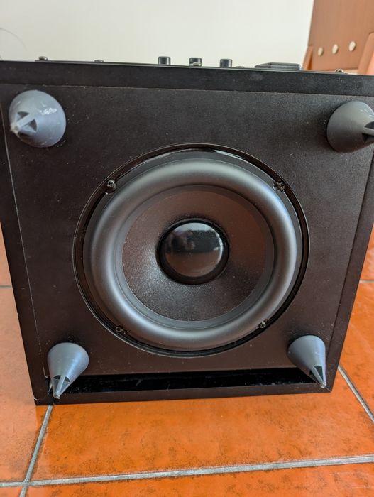 Subwoofer Ativo KEF PSW 1000.2 – 100W RMS