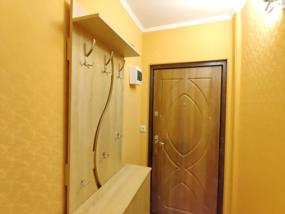 Посуточно! Хозяйка!  2к на Ак. Филатова/дом мебели,Черёмушки