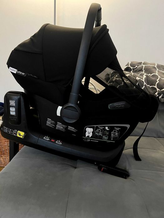Nuna Turtle Air автокрісло з базою (піходить до Bugaboo)