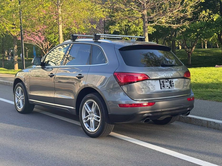 Audi Q5 quattro Premium Plus      2016