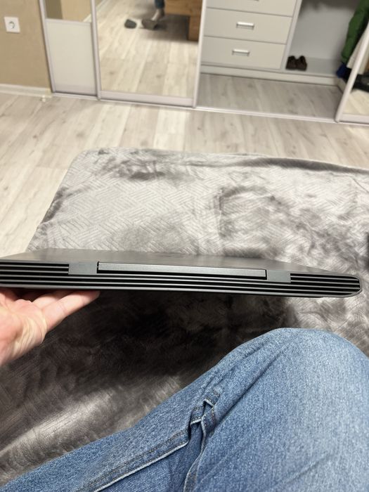 Ігровий, геймерський ноутбук Dell Inspirion 7577 Gaming, 17.3