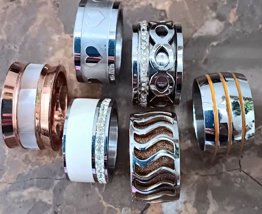 Brincos  pulseiras  aneis  aço