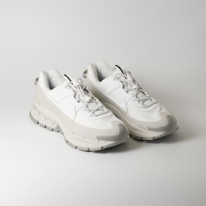 Кросівки Nike Zoom Vomero Roam