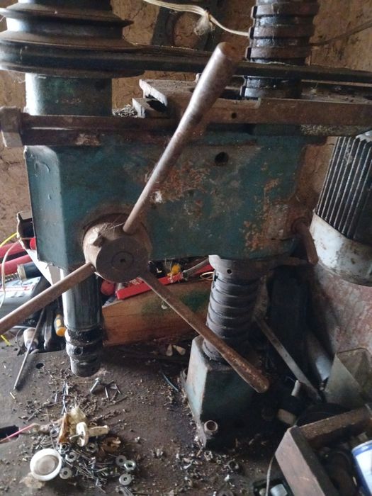 Продам Сверлильный Станок.