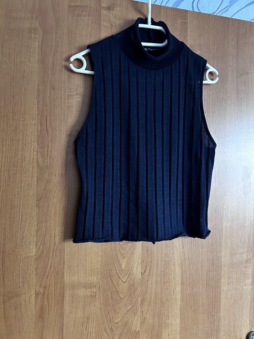 Стильна жилетка zara темно синя