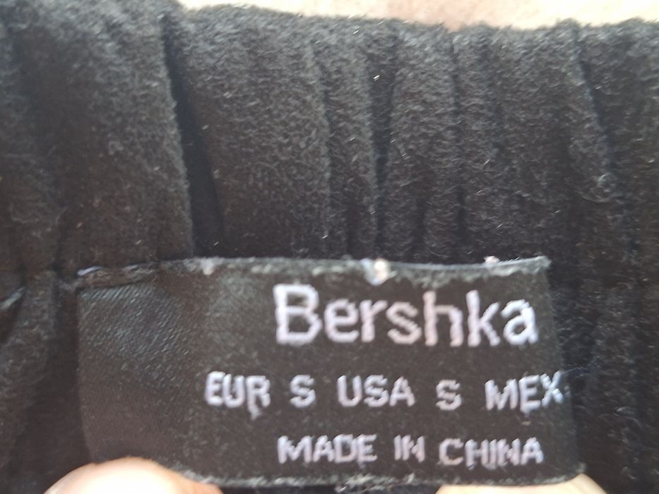 Spódnico-spodenki Bershka rozm.S