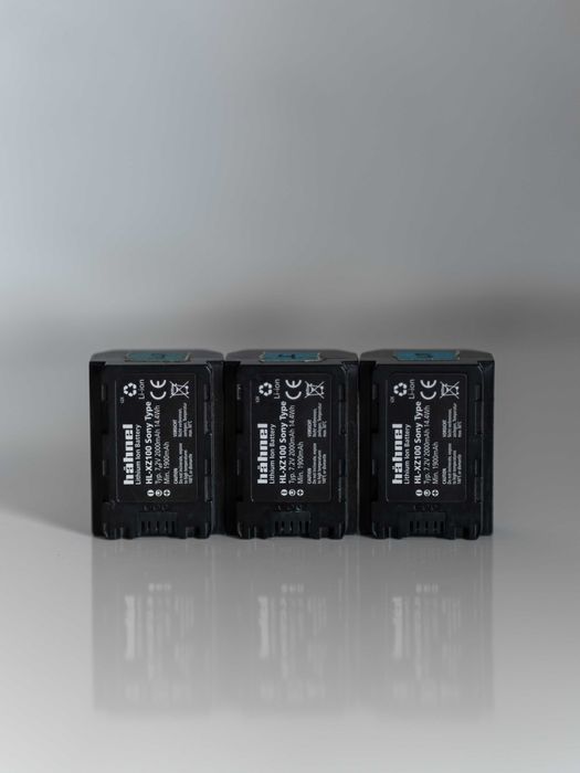 HAHNEL ProCube 2 Charger + 3 HAHNEL Batteries64740411653251124