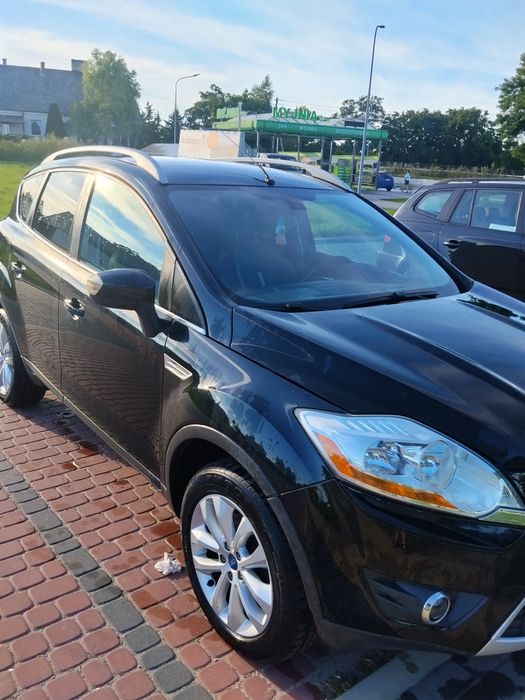 Ford.  Kuga 2009