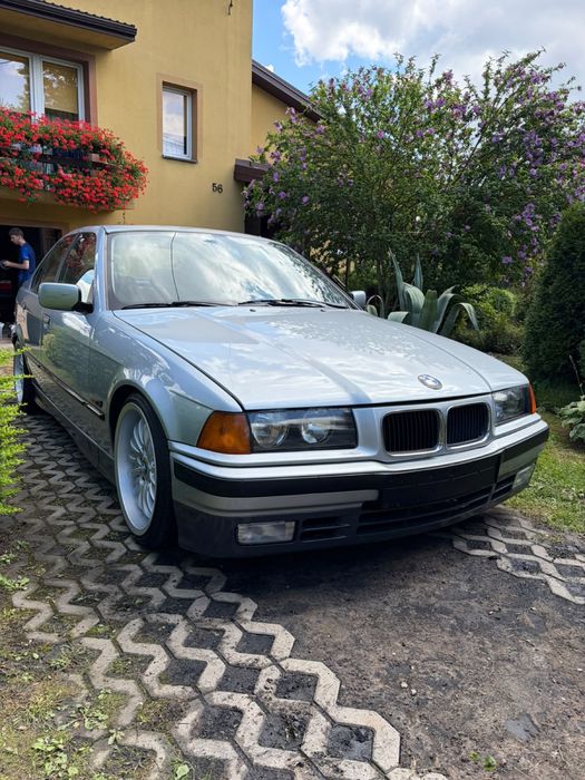 Bmw e36 318i sprowadzona z NL oplacona akcyza niesprawna
