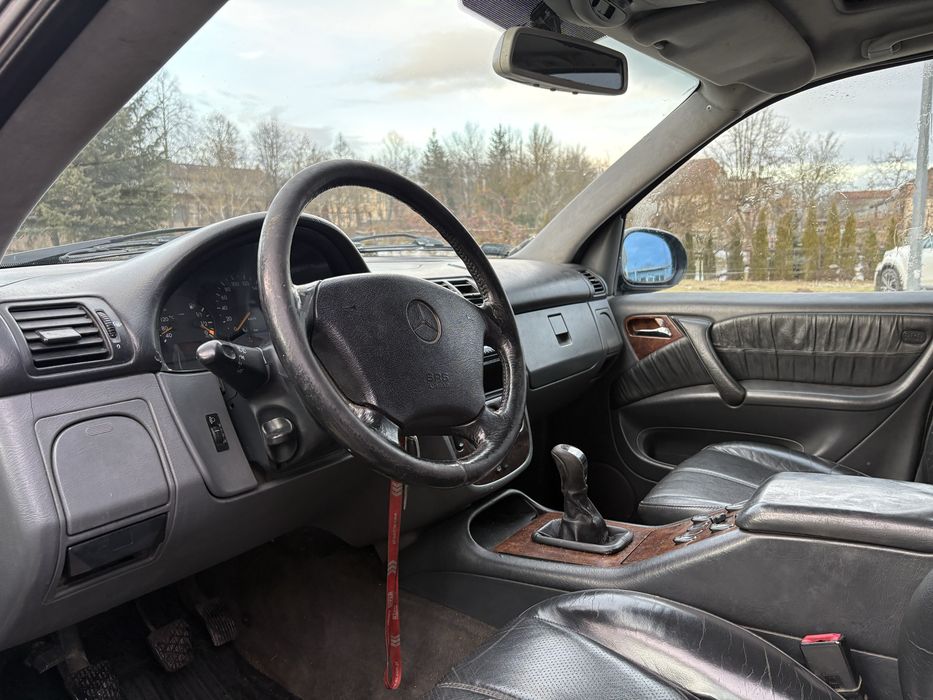 Mercedes Benz ML 230 2.3 150KM LPG 4x4
