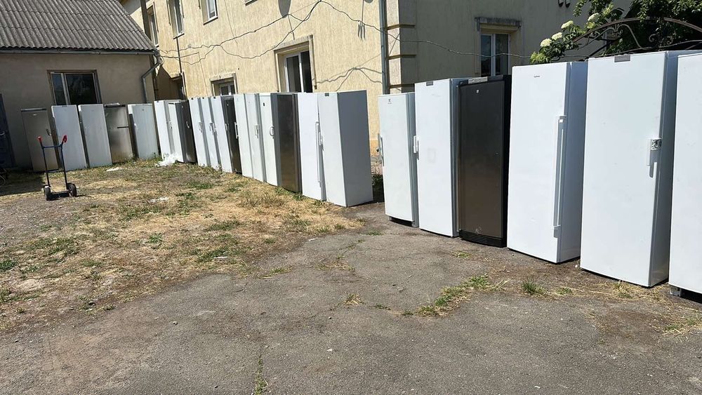 Холодильна камера / Холодильник без морозилки Gorenje RTG180NS