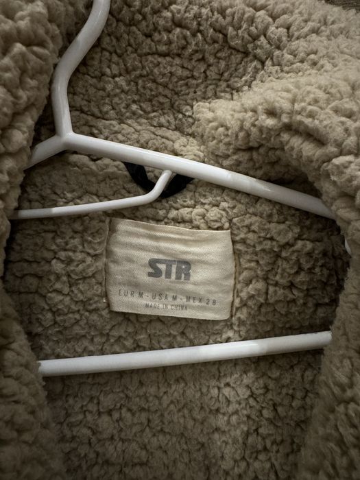 Куртка на хутрі,розмір М