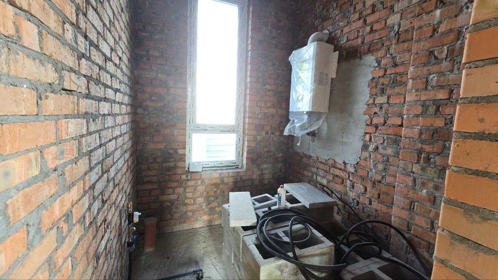 Продам котедж в місті