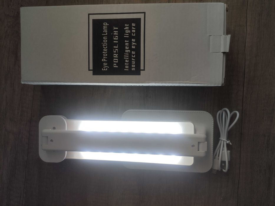 Продам настільну складну лампу світильник LED на акумуляторі