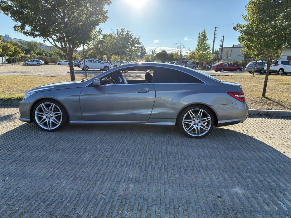 Mercedes-benz E220 Coupe AMG