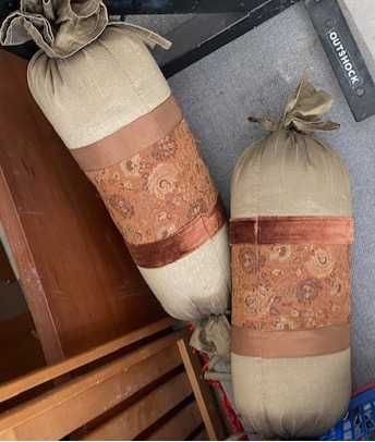 1 Conjunto de 2 almofadas chouriço pequenas